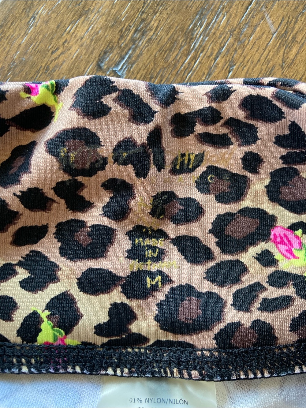 Y2K Betsy Johnson Leopard Animal Print Capri Cropped Leggings - Picture 6 of 10
